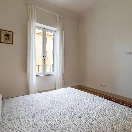 Apartment Guesthost - Bright & Roomy X6 - Trastevere District *