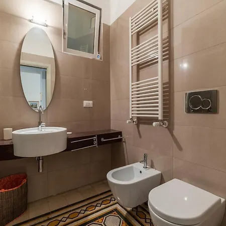 Apartment Guesthost - Bright & Roomy X6 - Trastevere District