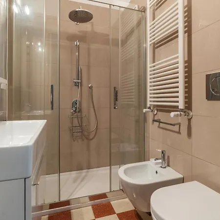 Apartment Guesthost - Bright & Roomy X6 - Trastevere District Rom