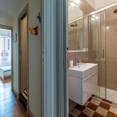 Apartment Guesthost - Bright & Roomy X6 - Trastevere District *