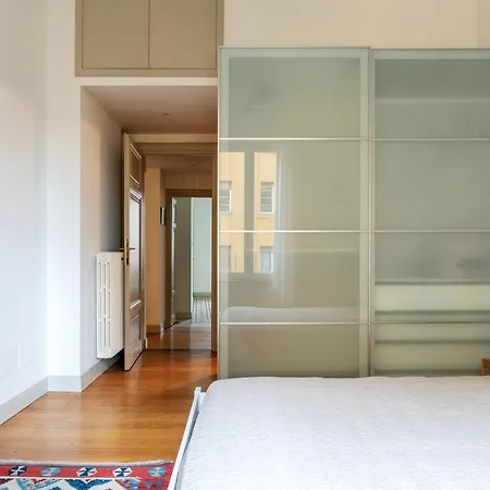 Bright & Roomy X6 - Trastevere District